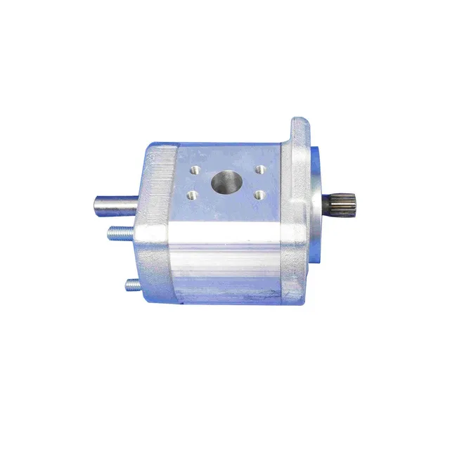 Bobcat 6668882 Gear Pump for 963 Loaders, 6668882