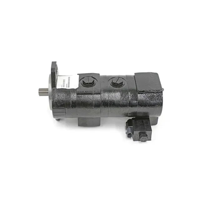 Bobcat 6688673 Triple Gear Pump, 6688673