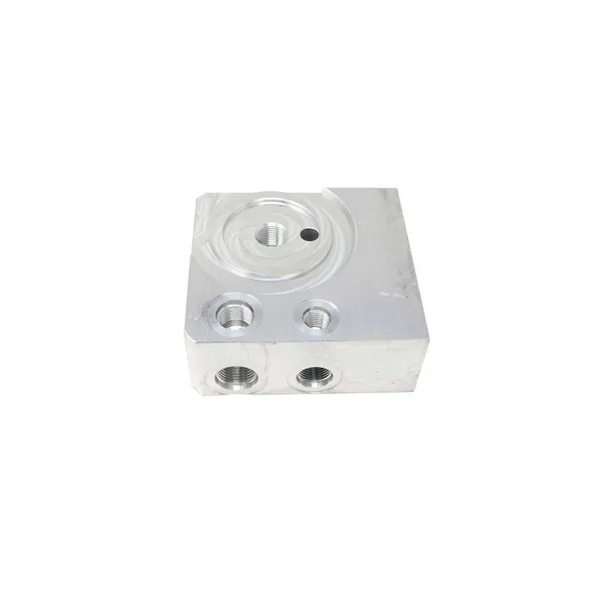 Bobcat 6734226 Filter Portblock, 6734226