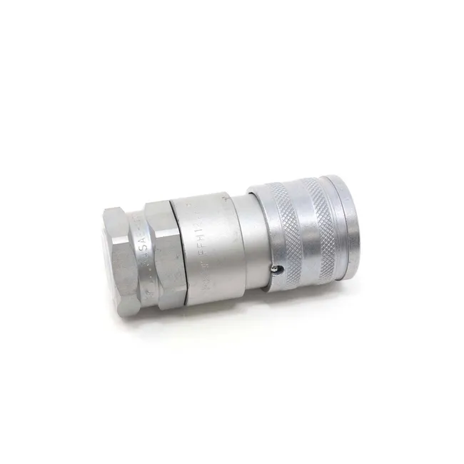 Bobcat 7303801 Female 3/4 Coupler, 7303801